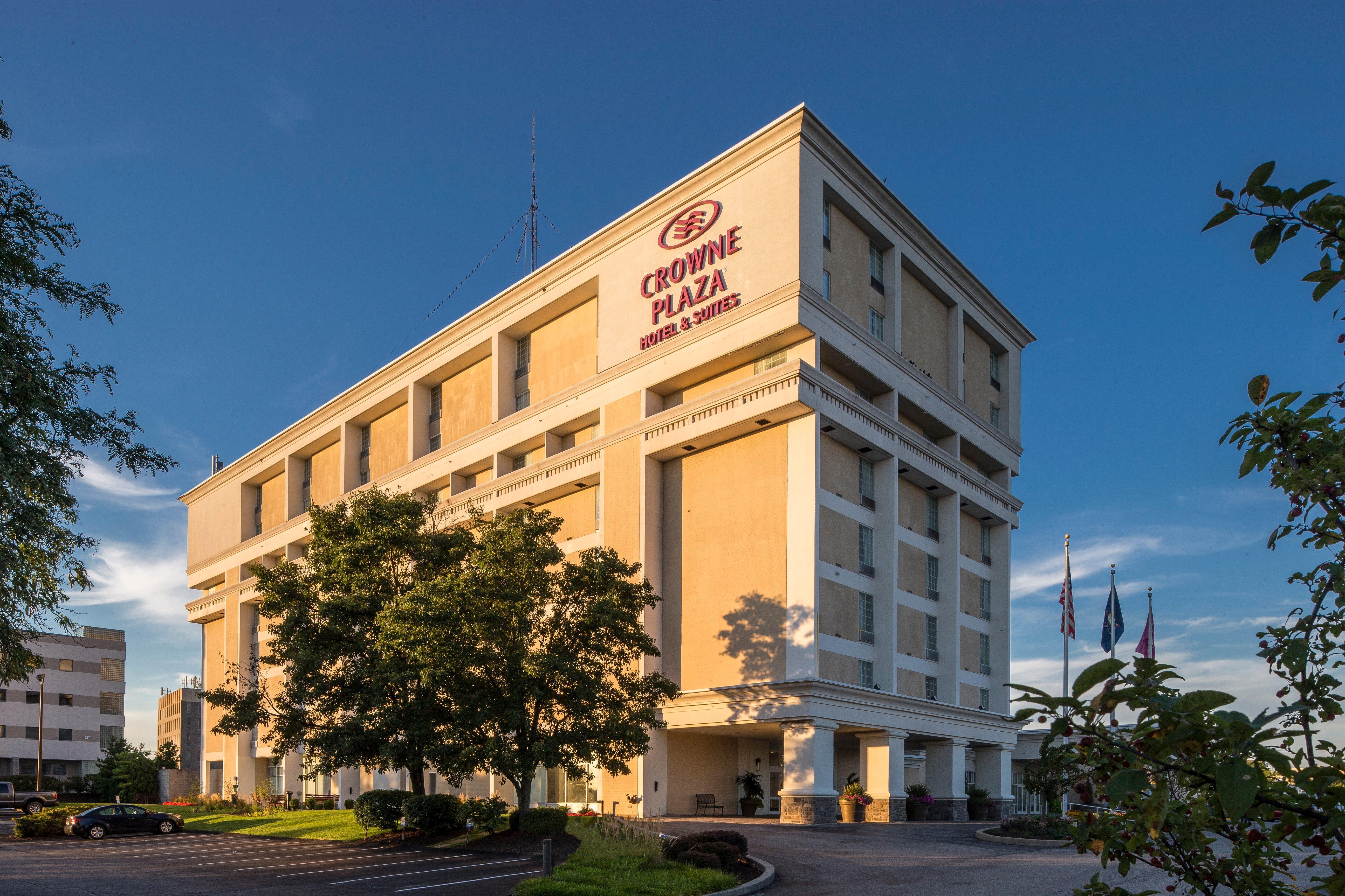 Crowne Plaza Hotel And Suites Pittsburgh South By Ihg Mt. Lebanon Esterno foto
