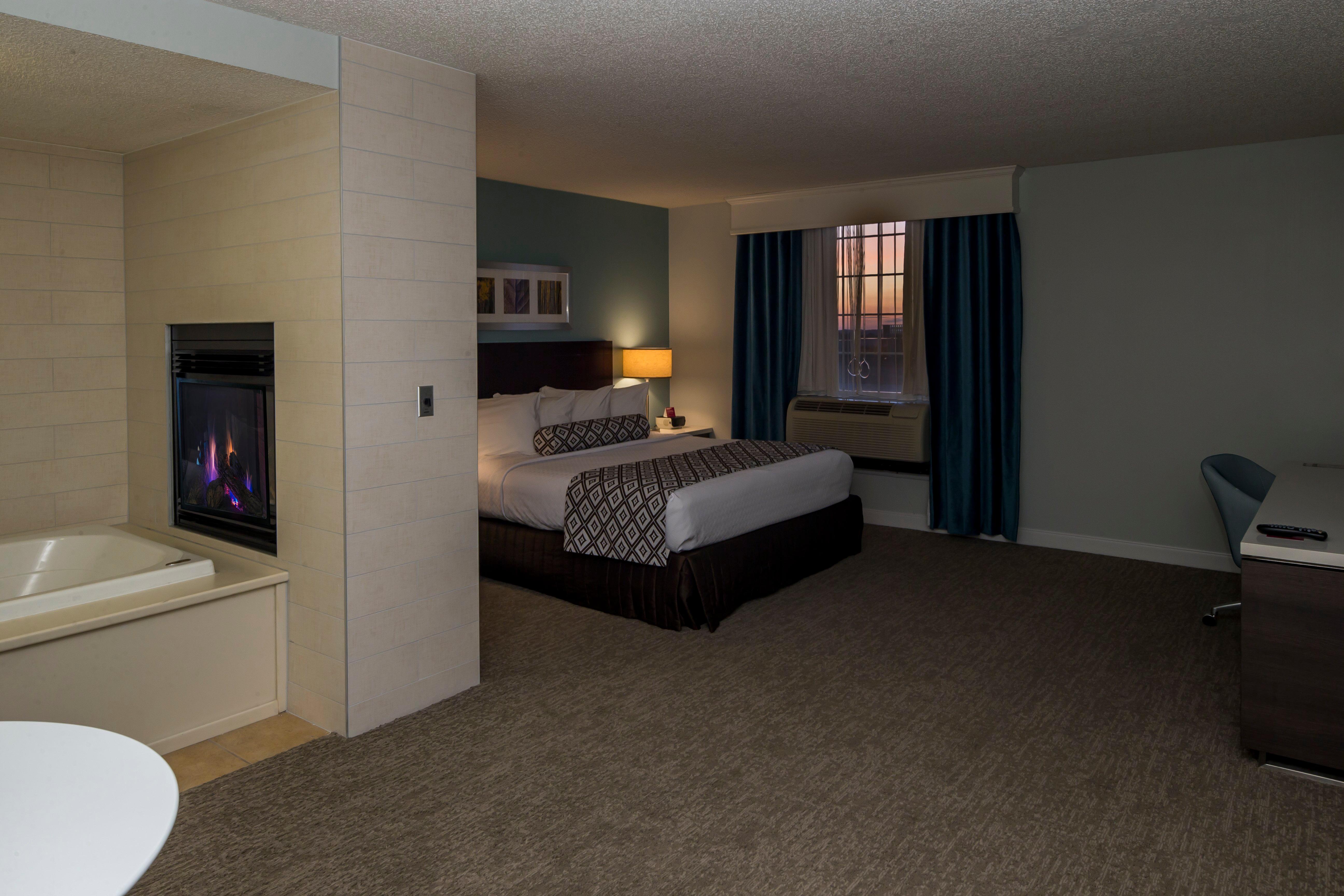 Crowne Plaza Hotel And Suites Pittsburgh South By Ihg Mt. Lebanon Esterno foto